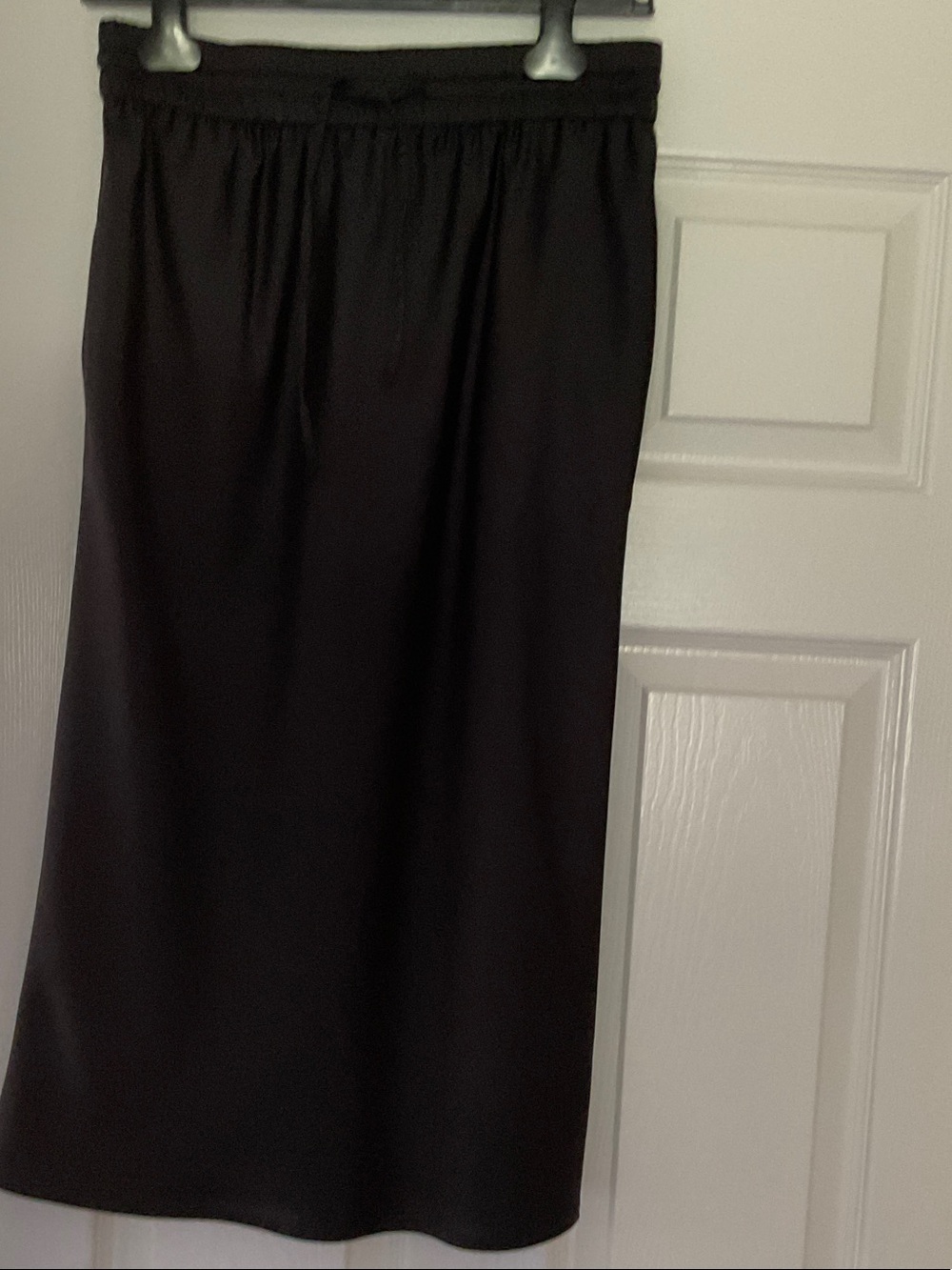 Saks Fifth Avenue Black Midi Skirt with Elastic Waistband